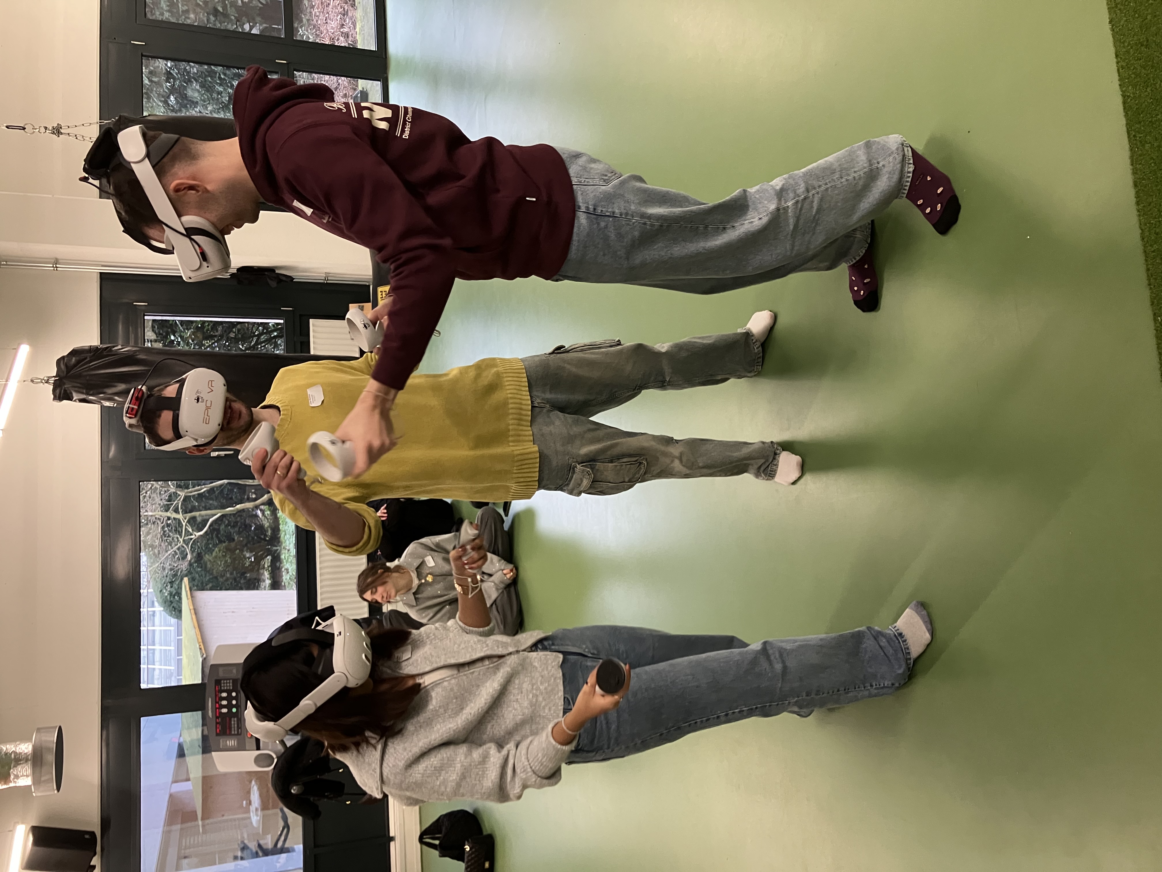 VR arena opstelling gymzaal hoofdkantoor America Today