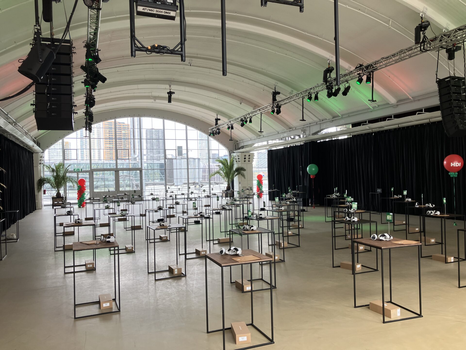 VR Escape Room HDI Global Cruise Terminal Rotterdam — 350 personen